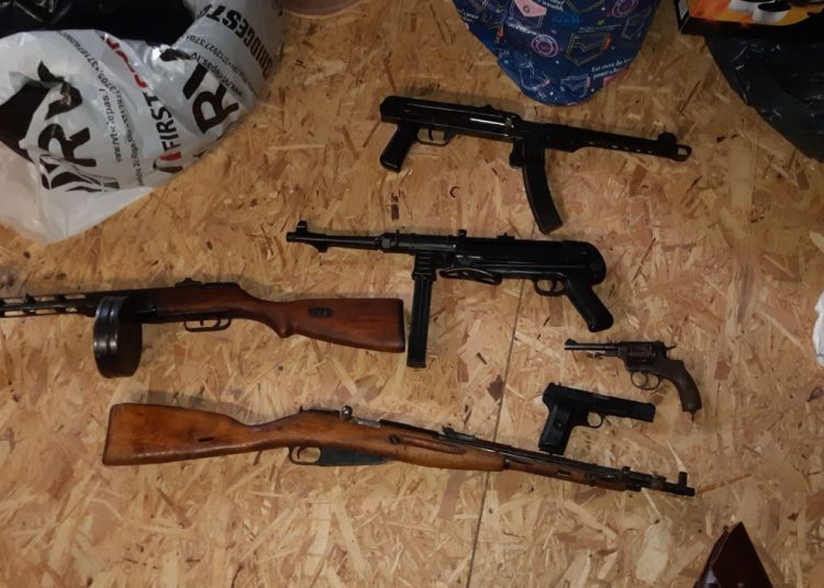 VID aiztur noziedzīgu apsardzes pakalpojumu sniedzēju grupu (izņemti ieroči, granātas, narkotikas)