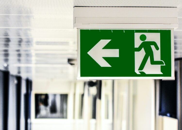 Publicēti jauni starptautiskie norādījumi ISO/TS 20559 par efektīvu drošības zīmju izmantošanu. Publicēti jauni starptautiskie norādījumi ISO/TS 20559 par efektīvu drošības zīmju izmantošanu.