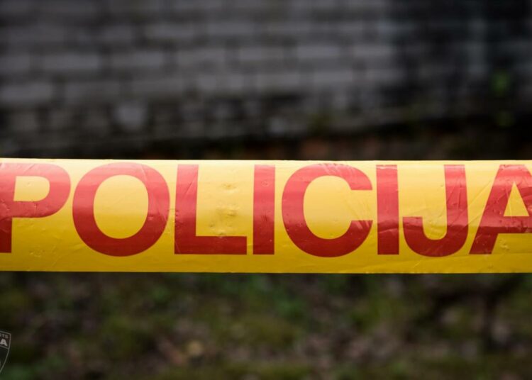 Pēc 20 gadiem policija atrisina uzņēmēja slepkavības lietu Aizputē Pēc 20 gadiem policija atrisina uzņēmēja slepkavības lietu Aizputē