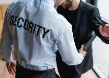 Padomi drošības profesionālim: kā novērst konflikta situāciju?