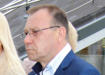 Bijušo SAB darbinieku Sparānu apsūdz spiegošanā Bijušo SAB darbinieku Sparānu apsūdz spiegošanā