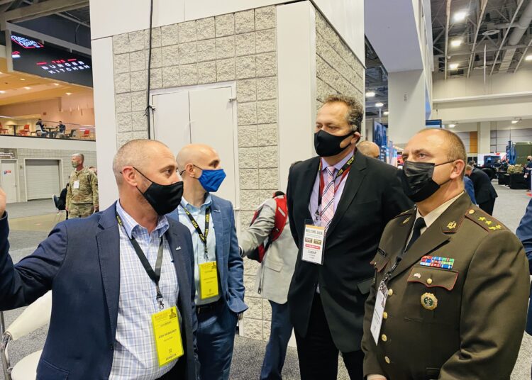 Latvijas aizsardzības industrijas delegācija viesojās  ASV armijas gada sapulcē un izstādē “AUSA 2021”