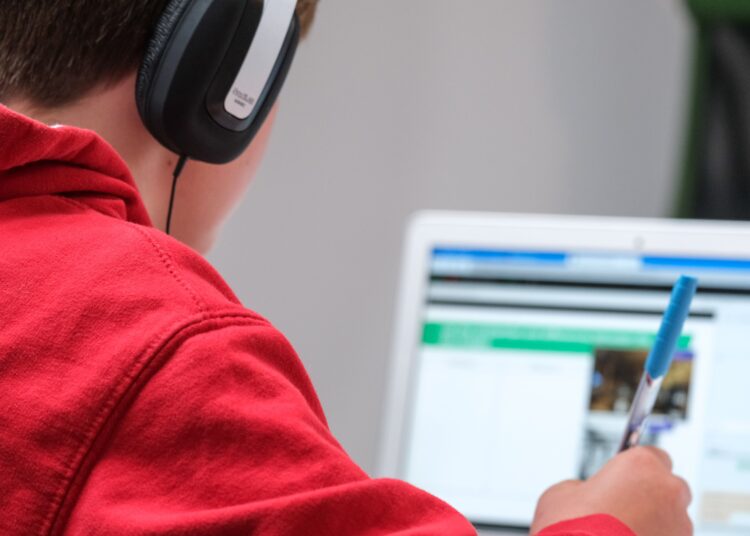 Chromebook datoru izmantošana Dānijas skolās apdraudējusi bērnu personas datus