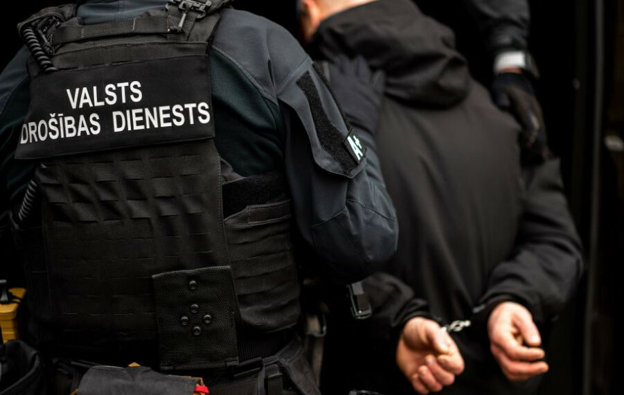 VDD un MIDD aizturējuši vēl vienu Krievijas spiegu, kas vācis ziņas par Latvijas aizsardzības nozari VDD un MIDD aizturējuši vēl vienu Krievijas spiegu, kas vācis ziņas par Latvijas aizsardzības nozari