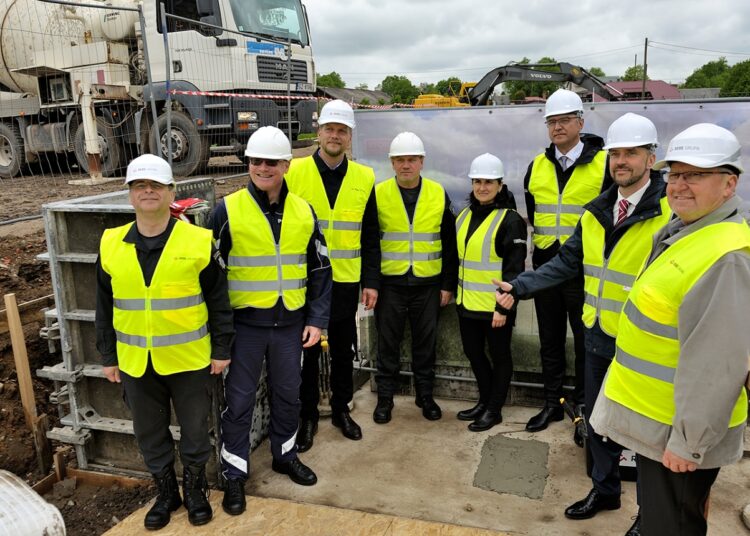 Ar svinīgu kapsulas iemūrēšanu uzsāk katastrofu pārvaldīšanas centru būvniecību Latvijā