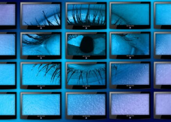 ES turpmāk aizsargās žurnālistus no spiegprogrammatūrām un nepamatotas drošības iestāžu intereses