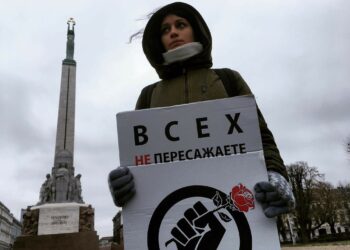 VDD aizturējis prokrievisko aktīvisti Tatjanu Andrijecu