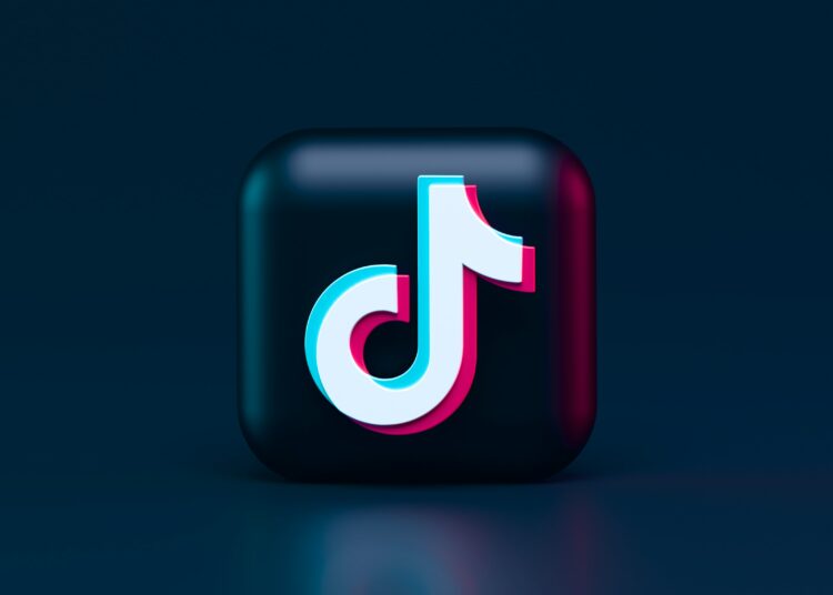 TikTok plāno vēl 2 datu centrus Eiropā, cenšoties kliedēt bažas par datu drošību