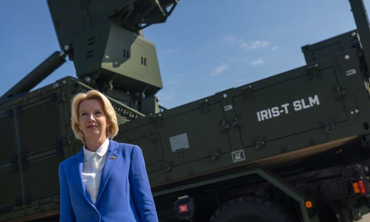 Latvija un Igaunija ar jumta līguma parakstīšanu sper soli tuvāk vēsturiski lielākajai investīcijai abu valstu pretgaisa aizsardzībā