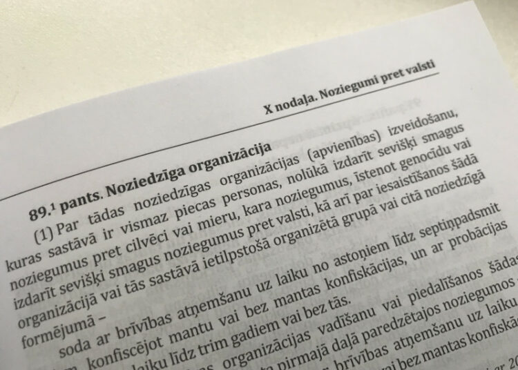 VDD lūdz sākt kriminālvajāšanu pret sešiem noziedzīgās organizācijas “Baltijas antifašisti” izveidotājiem