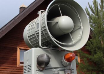 Pārbaudot 159 trauksmes sirēnas, bez traucējumiem nostrādāja 138 sirēnas