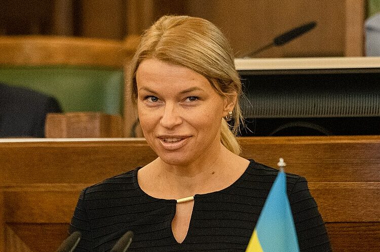 VDD rosina apsūdzēt Gloriju Grevcovu par Krievijas kara noziegumu attaisnošanu