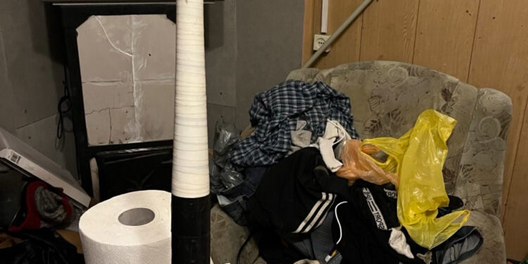 Rīgā aizturēti Krieviju slavinoši skinhedi; izņemts šaujamierocis