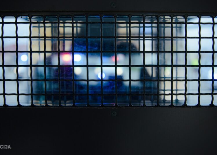 Rīgā par sutenerismu un cilvēktirdzniecību aizturētas 2 personas Rīgā par sutenerismu un cilvēktirdzniecību aizturētas 2 personas