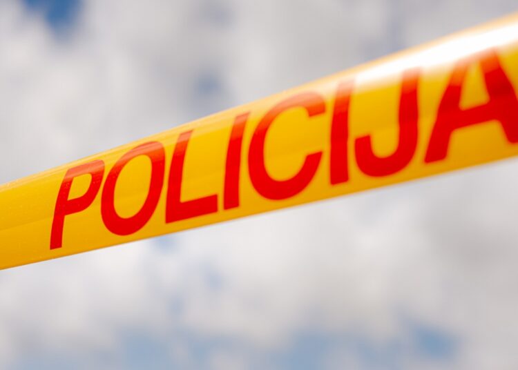 Apcietināts vīrietis par ļaunprātīgu dedzināšanu Rīgā, Jāņa Asara ielā