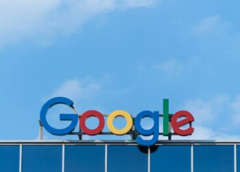 Google bloķējis Gazmanovu, Ļepsu un citus Krievijas izpildītāju kontus