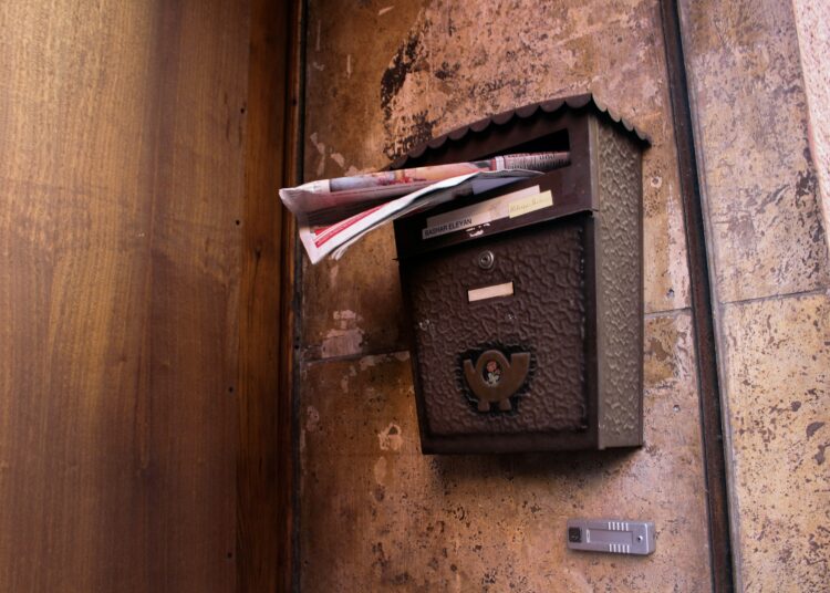 Krīzes rokasgrāmatas sasniedz simtiem tūkstošu Igaunijas iedzīvotāju