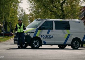 Pabeigta izmeklēšana kriminālprocesā par seksuālu vardarbību un pavešanu netiklībā vairāku gadu garumā