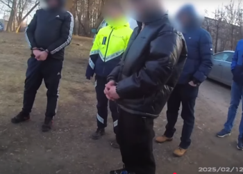 Policija aiztur divas personas, kas ar dronu mēģināja cietumā piegādāt telefonus un rūteri