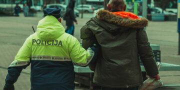 Valsts policija turpina uzraudzīt sabiedrisko kārtību Stacijas laukuma apkārtnē Valsts policija turpina uzraudzīt sabiedrisko kārtību Stacijas laukuma apkārtnē