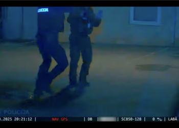 Aizdomās par naudas zādzību Valsts policija aiztur inkasācijas darbinieku Aizdomās par naudas zādzību Valsts policija aiztur inkasācijas darbinieku