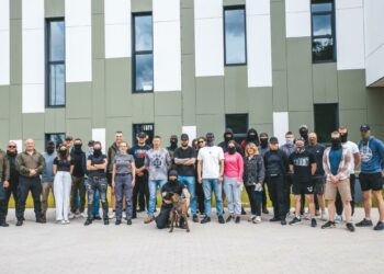 Gatavi “X” stundai: drošības iestādes un studenti trenējas operācijām pilsētvidē