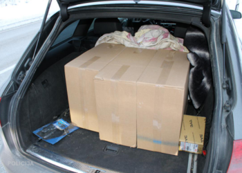 Pirmais randiņš rezultējas ar kriminālprocesu par 30 000 nelegālo cigarešu pārvadāšanu